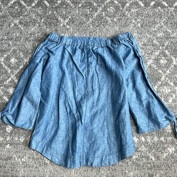 Free People Show Some Shoulder Chambray linen Blend - Picture 11 of 13